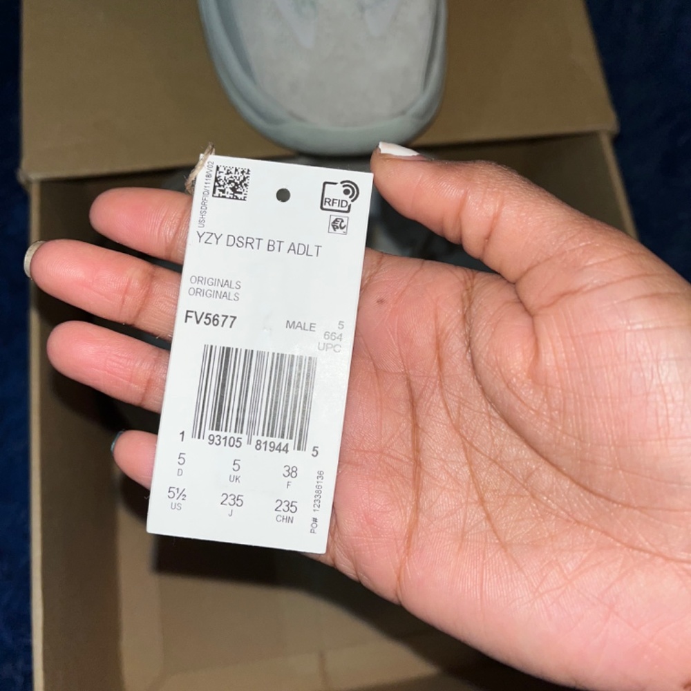 Yeezy Dsrt Boot (Salt) - Picture 2 of 11